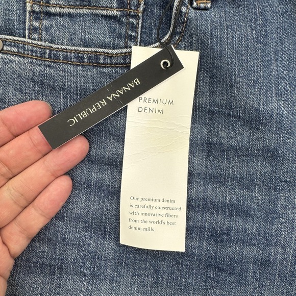 Banana Republic Jeans Womens 30 Blue Girlfriend Premium Denim Mid Rise Straight - Picture 4 of 7